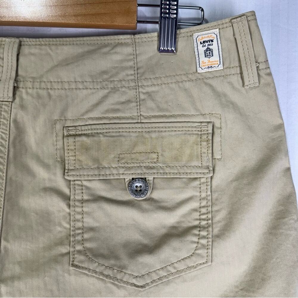 Levi’s Crafted With Pride Khaki Casual Cargo Shorts Women’s 12 Outdoor Gorpcore - Picture 3 of 5